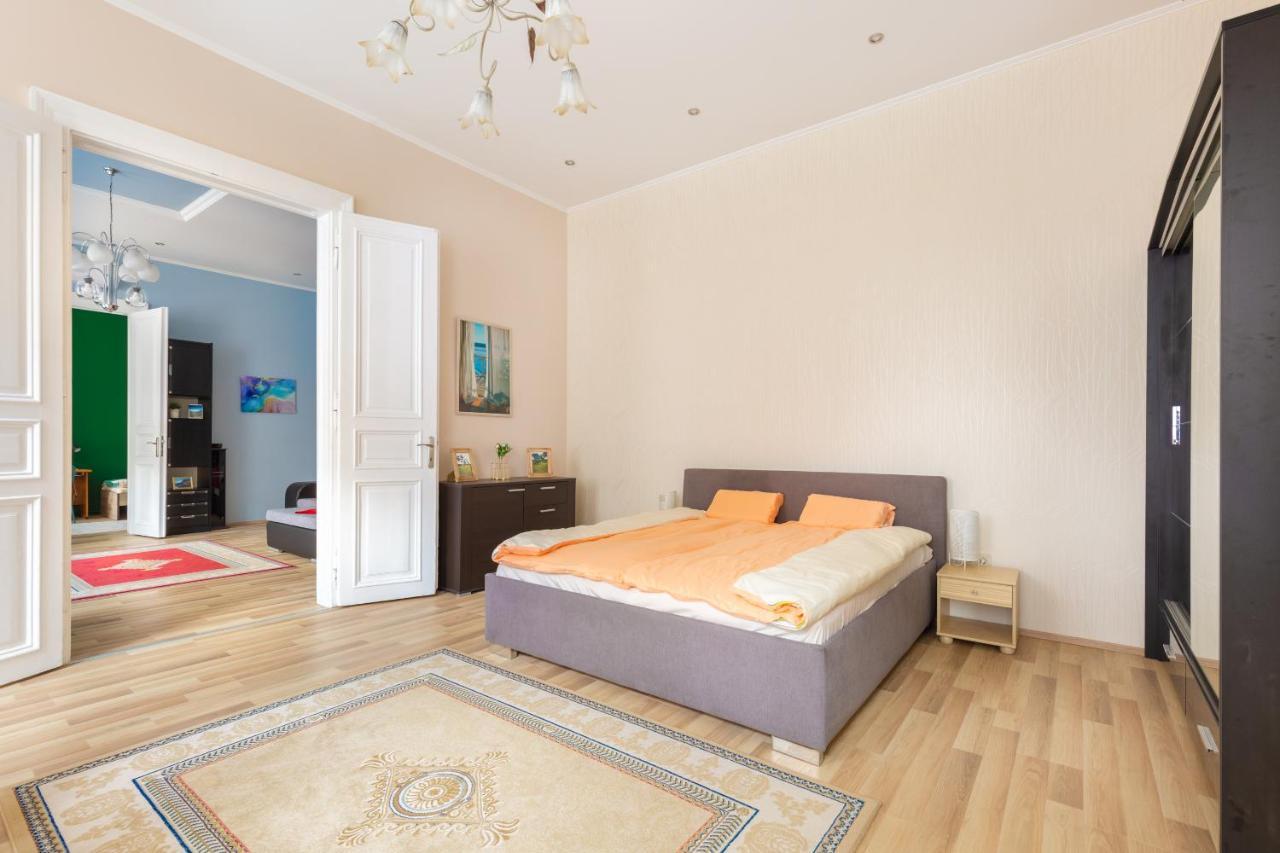 F24 Ferenc Apartment Budapesta Exterior foto