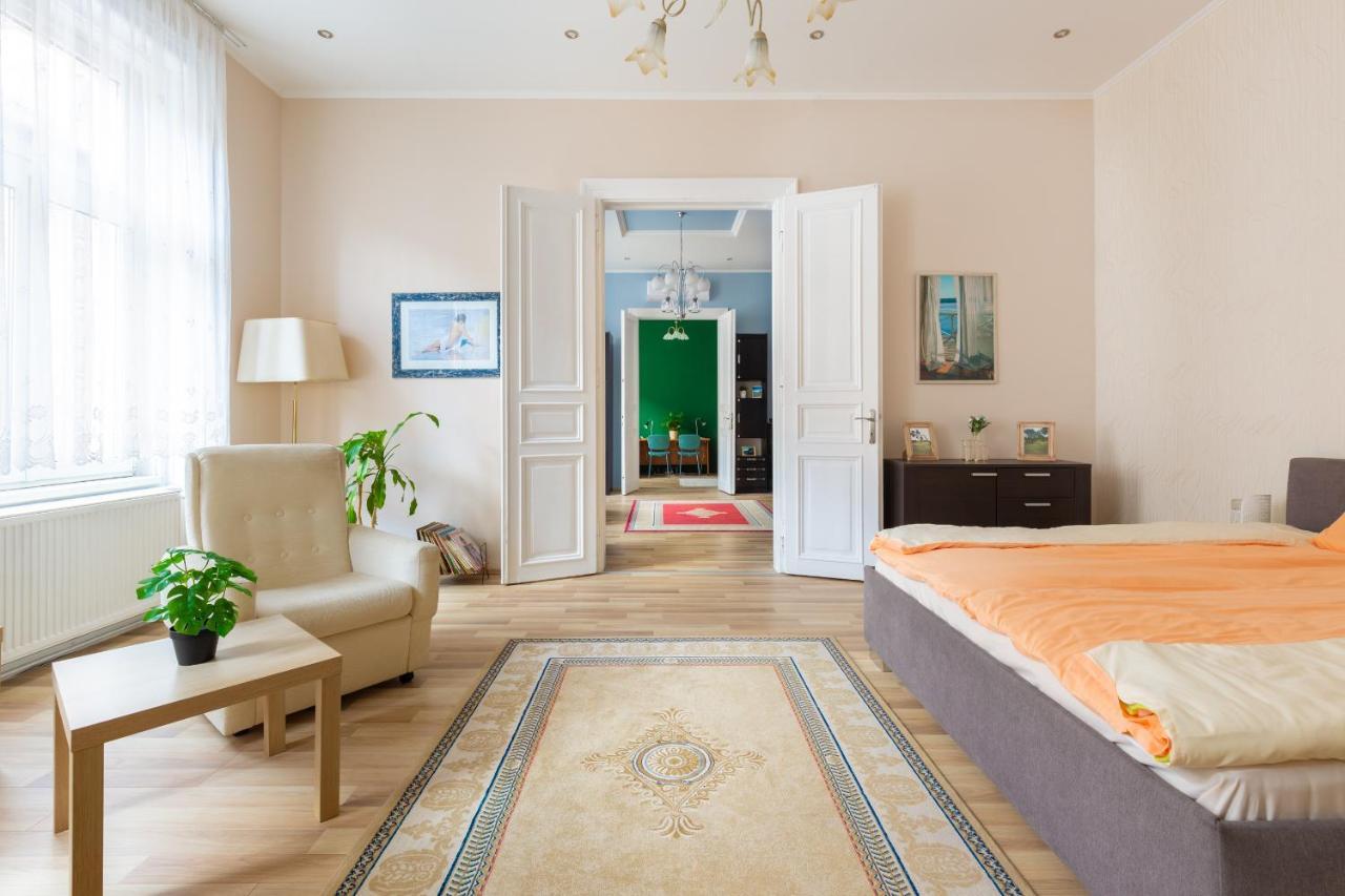 F24 Ferenc Apartment Budapesta Exterior foto
